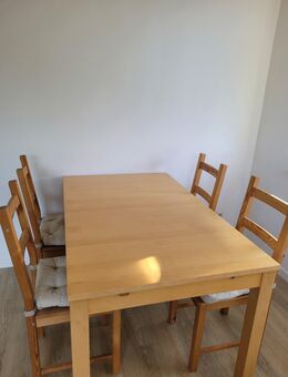 IKEA BJURSTA Esstisch mit 4 Stühlen - ausziehbar - Lörrach