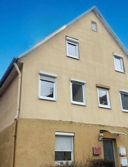 Freistehendes Wohnhaus mit Garten - Kirchberg (Murr)