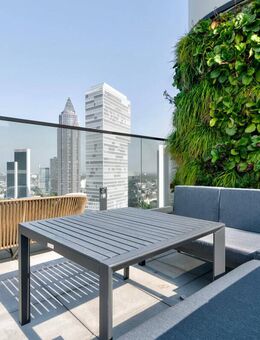 Leben auf höchstem Niveau: Grandiose Skyline-Blicke und grüne Oase im Herzen der Stadt - Frankfurt (Main)
