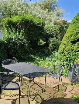 Strandnahe 1-Zimmer-Erdgeschoßwohnung mit kleinem Garten und TG-Stellplatz - Lübeck
