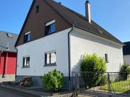 2-Familienhaus mit Potential in ruhiger Lage - Linkenheim-Hochstetten