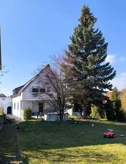BREITENGÜßBACH - 2-FAMILIENHAUS mit viel Potenzial in Randlage - Breitengüßbach