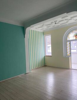 Wunderschöne herrschaftliche 4 Raum Wohnung Zentrum Werdau ab 08.2025 zu vermieten - Werdau