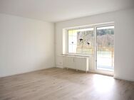 Reserviert! Helle renovierte 3-Zimmer Wohnung inkl. Einbauküche, Balkon und Aufzug in ruhiger Wohnlage zu vermieten, Bad Brückenau/Staatsbad - Bad Brückenau