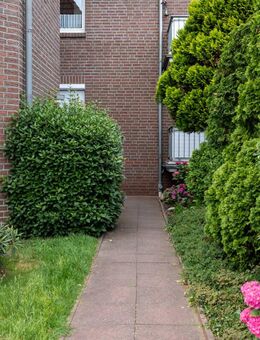 *** DG WOHNUNG - gepflegtes MFH - BLICK ins GRÜNE - VERMIETET *** - Delmenhorst