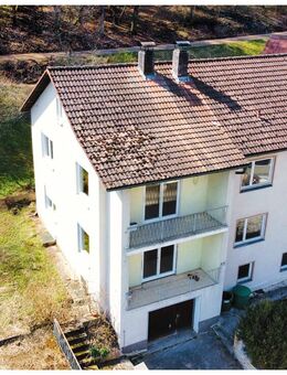 Großzügiges Zweifamilienhaus in Hanglage - Breitenbrunn (Regierungsbezirk Oberpfalz)
