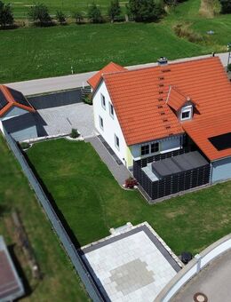 Charmantes Einfamilienhaus mit Pool in Arberg - Arberg