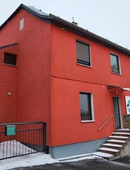 Wohnhaus mit 4 Fremdenzimmern - Saalburg-Ebersdorf