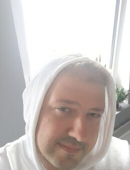 Er sucht ihn (18-38) - Minfeld