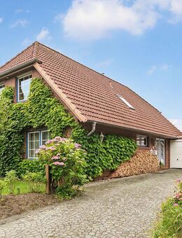 Platz für die große Familie auf zwei Etagen! Solides Raumwunder in ruhiger Lage von Brunsbüttel - Brunsbüttel