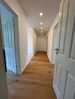 Kernsanierte Wohnung (Erstbezug) mit 3 Zimmern zu vermieten - Neustadt (Rübenberge)