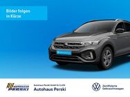 VW Polo, 1.0 l TSI R-Line, Jahr 2023 - Wanzleben-Börde Wanzleben