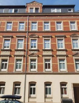 Freundliche 2-Zimmer-Wohnung mit Balkon und EBK in kernsaniertem Gründerzeithaus im Lutherviertel - Chemnitz