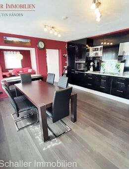 TOP-Lage in Frankfurt-Bockenheim: 4-Zimmer-Maisonette-Wohnung mit 3 Stellplätzen - Frankfurt (Main)