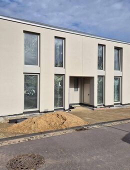 Luxuriöse Doppelhaushälfte I Gartenanteil I Garage I Bitburg-Masholder - Bitburg