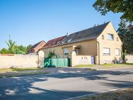 Mehrfamilienhaus mit 3 WE + Nebengebäude + Lagerhalle, in Gerbisbach - Jessen (Elster)