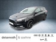 Ford Focus, 2.0 ST EcoBoost, Jahr 2016 - Alsfeld