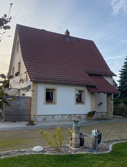 Reizvolles und stillvolles Ensemble mit weitläufigem Grundstück in Weinböhla - Weinböhla