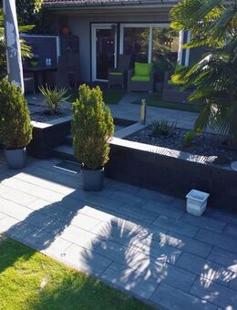 *** RESERVIERT *** Charmanter, sehr gepflegter Bungalow mit Wohlfühlgarten in Herford-Eickum - Herford (Hansestadt)