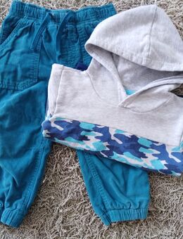 Feincordhose mit Innenfutter + Kapuzenpulli, Größe 86 - Münster (Hessen)