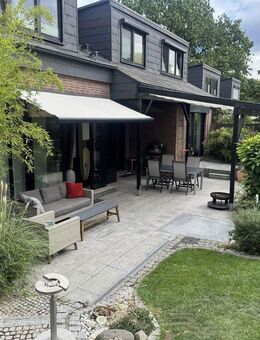 Stadtnah, großzügig, ruhig. Raum zum Leben und Arbeiten. Exklusives Architektenhaus - Provisionsfrei - Langenhagen