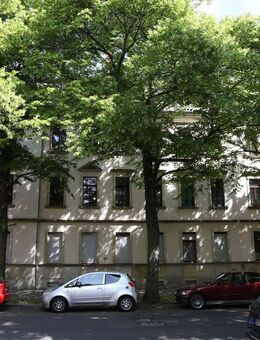 Schöne 2-Raum-Altbauwohnung mit Parkettboden und Balkon -vermietet- - Dresden