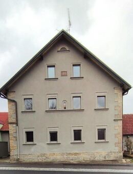 Bauernhaus mit eigener Quelle erstrahlt mit neuem Gesicht! - Königsberg (Bayern)
