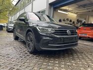 VW Tiguan, 1.5 TSI Active Lenk R, Jahr 2023 - Rüsselsheim