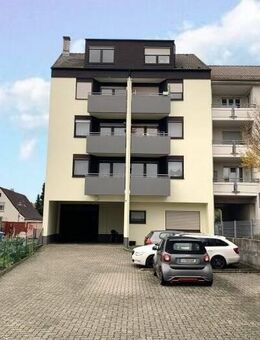 gepflegte, schnucklige 2-Zimmer-Dachgeschoss-Eigentumswohnung mit PKW-Stellplatz in ruhiger Wohnlage von LU-Mundenheim - Ludwigshafen (Rhein)