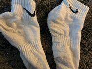 Getrage Socken weiß - Lüdenscheid