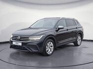 VW Tiguan, 1.5 l TSI Allspace Life OPF 110 k W rieb e, Jahr 2022 - Kehl