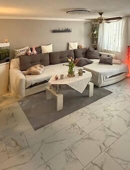 Fachwerk- Einfamilienhaus mit Scheune! - Knittlingen