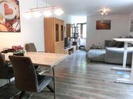 Modernisierte 3 Zimmer-Wohnung - zentral gelegen - mit Balkon, Aufzug, inkl. EBK und Garage - Salach