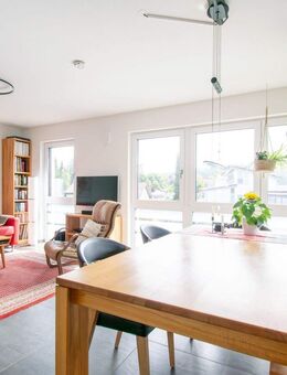 Neuwertige 3 Zimmer Mietwohnung mit Balkon - Tettnang