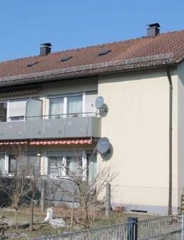 +++ Zentrumsnahe 3-Zimmer-Wohnung +++ Nähe "NEUER MARKT" max. 2 Personen - Neumarkt (Oberpfalz)