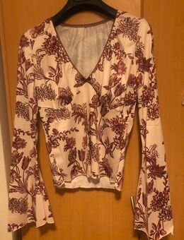 T-Shirt mit blumen Druck Gr. S(36) neu - Augsburg