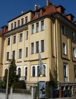 Schöne 2-Raum-DG-Wohnung in ruhiger Lage. - Plauen