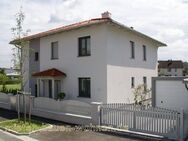 Massives Stadthaus, 5 Zimmer, schlüsselfertig in Berlin Kaulsdorf , - Berlin