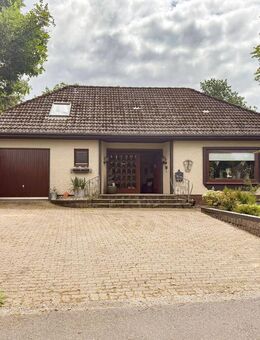 Einfamilienhaus mit Potenzial in guter Umgebung - Schalkholz