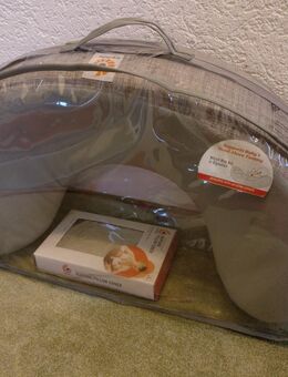 Stillkissen Ergobaby Natural Curve nursing pillow mit zwei Bezügen - Augsburg