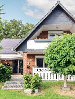 Traumhaus in Munster ! Mit Pool, PV, Einliegerwohnung und vielen weiteren Highlights in Top-Lage - Munster