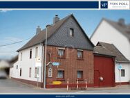 Bauernhaus mit Innenhof und Anbauten in zentraler Lage von Weilerswist - Weilerswist