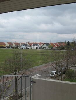 * TOP Lage * scickes 2-Zimmer-Appartement * Balkon * Lift * PKW-Stellplatz * - Markranstädt