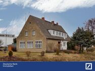 Großes Anwesen - Wohnhaus und ehemaliges Schulgebäude in Uckerland, OT Trebenow - Uckermark