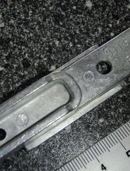 Hueck-Verriegelungsschieber 911618 - Ulmen