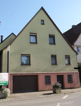 *** Einfamilienhaus mit Wintergarten zentral in Cleebronn *** - Cleebronn
