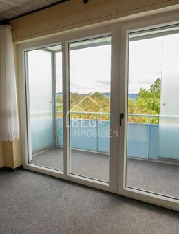 3-Zimmer-Wohnung mit Wintergartenoption und Ausblick auf den Kieselberg - Gaildorf