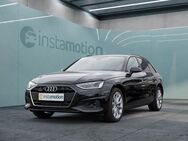 Audi A4, Avant 40 TFSI Q S LINE, Jahr 2023 - München