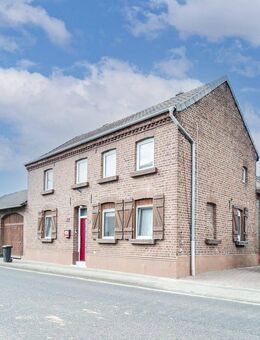 Großzügiges Wohnhaus mit Einliegerwohnung in zentraler Lage von Heinsberg-Unterbruch! - Heinsberg