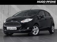 Ford Fiesta, 1.2 Titanium 5 82 Winter-P, Jahr 2016 - Hamburg